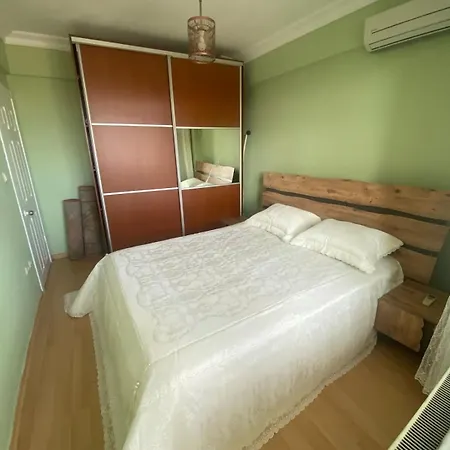 Sehir Merkezi Ve Manzarali 4 Odali Muhtesem Apartment Eskiomerler
